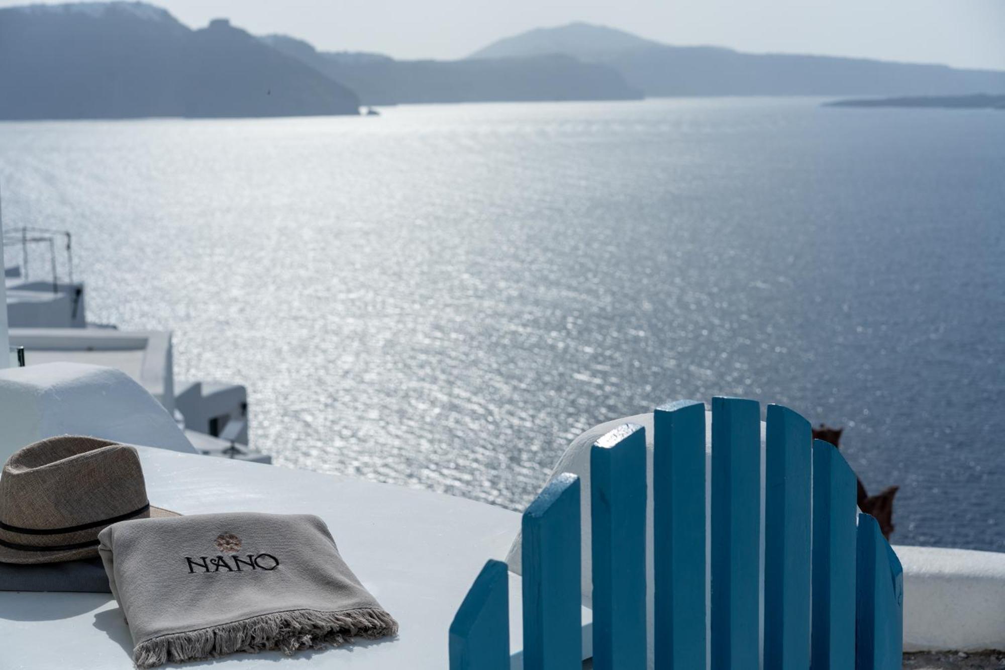 Nano Oia Villas Exterior photo